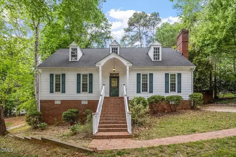 7713 Highlandview Cir, Raleigh, NC 27613