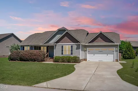 114 Westchase Dr, Clayton, NC 27527