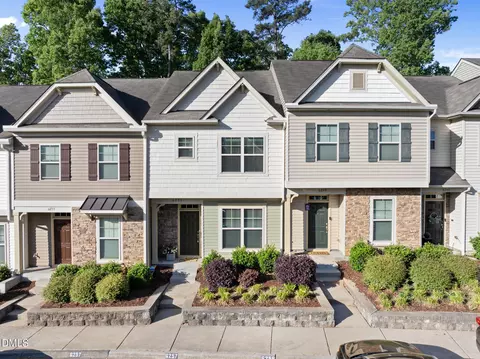 6257 Pesta Ct, Raleigh, NC 27612