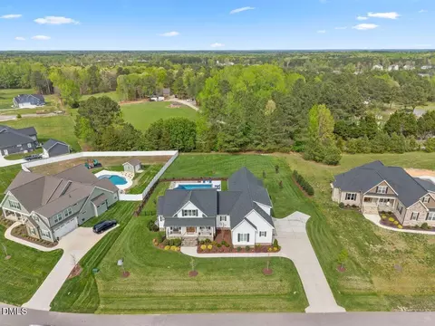 30 Old Garden Ln, Youngsville, NC 27596