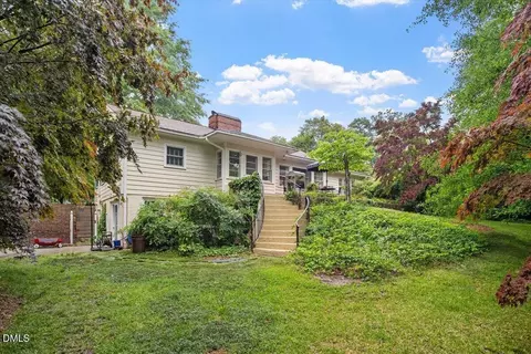 809 Lake Boone Trl, Raleigh, NC 27607