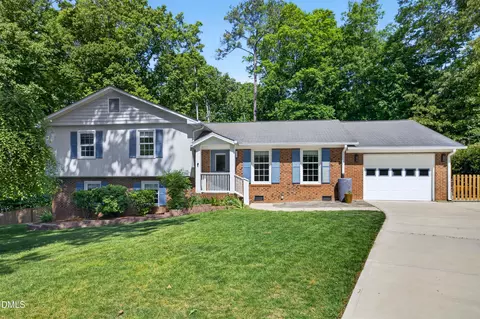 1410 Dunbar Ct, Cary, NC 27511