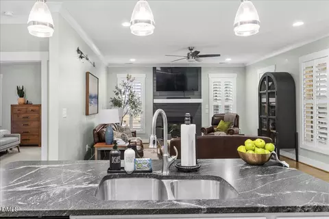 Kitchen - 47 Kiowa Ct, Willow Spring, NC 27592 photo 3 of 6