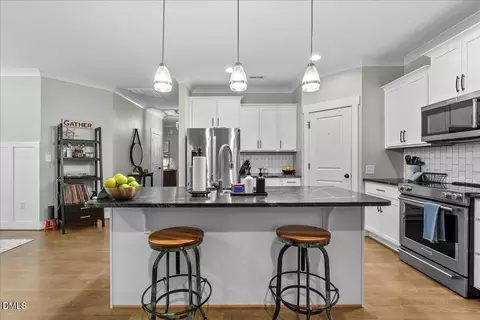 Kitchen - 47 Kiowa Ct, Willow Spring, NC 27592 photo 2 of 6