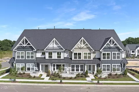 715 Trailboard Rd, Fuquay Varina, NC 27526
