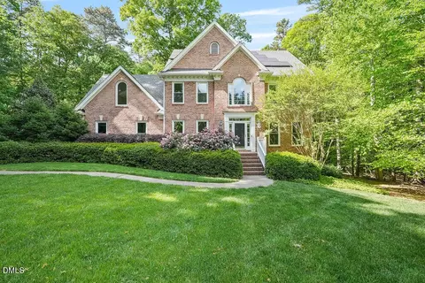 832 Tadlock Dr, Raleigh, NC 27614