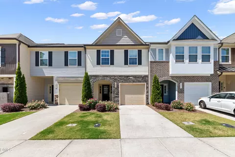 1209 Scholar Dr, Durham, NC 27703
