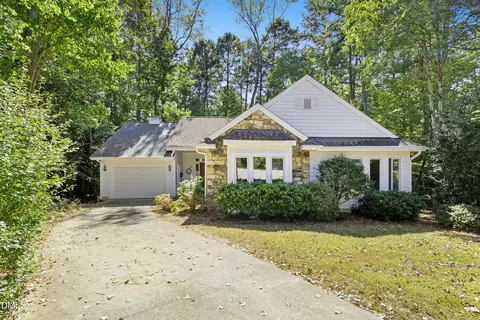 3 Peaceful Pl, Chapel Hill, NC 27517