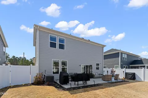 1029 Ringhill Bluff Dr, Durham, NC 27704 photo 18