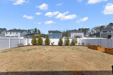 1029 Ringhill Bluff Dr, Durham, NC 27704 photo 17