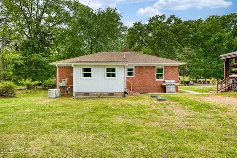 Exterior - 732 Mason Rd, Durham, NC 27712 photo 6 of 7