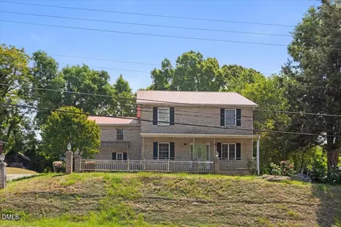 836 S Main St, Roxboro, NC 27573