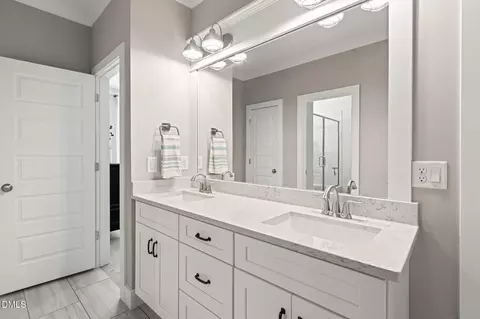 Bath - 721 Pelzer Dr, Wake Forest, NC 27587 photo 5 of 6