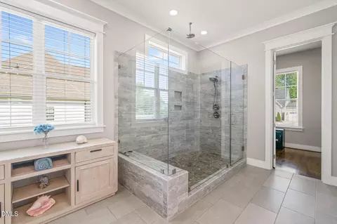Bath - 721 Pelzer Dr, Wake Forest, NC 27587 photo 2 of 6