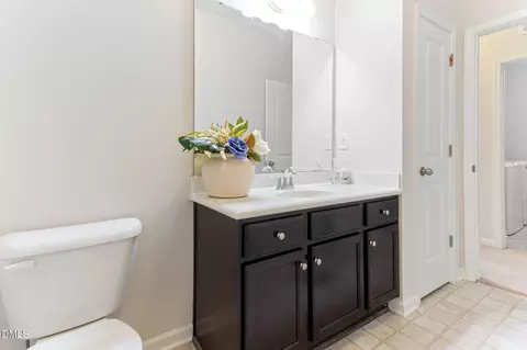 703 Silver Stream Ln, Cary, NC 27519 photo 25