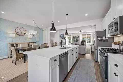 Kitchen - 961 Daybreak Dr, Durham, NC 27713 photo 3 of 6