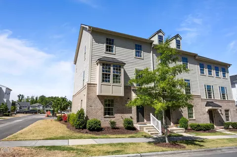 Exterior - 961 Daybreak Dr, Durham, NC 27713 photo 11 of 19