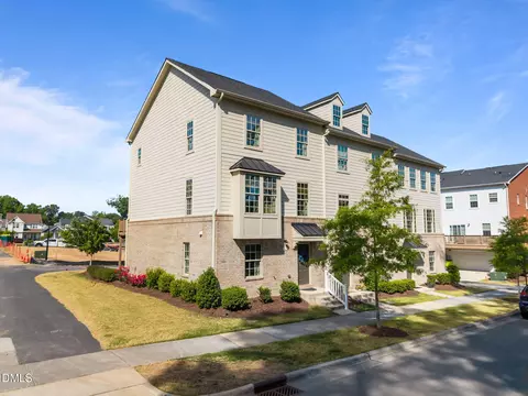 Exterior - 961 Daybreak Dr, Durham, NC 27713 photo 9 of 19