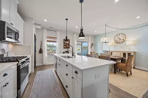 Kitchen - 961 Daybreak Dr, Durham, NC 27713 photo 5 of 6