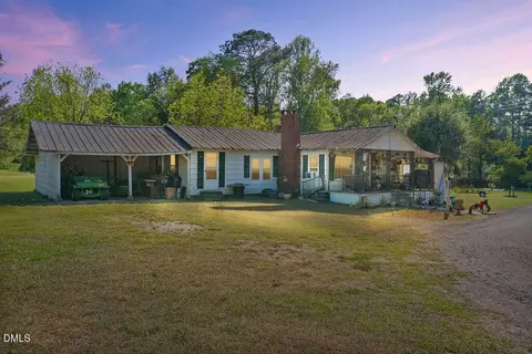 3976 Vass-carthage Rd, Carthage, NC 28327