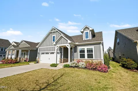 105 Blue Hydrangea Ln, Holly Springs, NC 27540