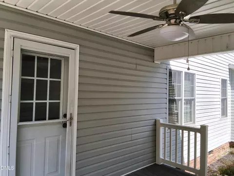 Exterior - 4417 Springbrook Dr, Burlington, NC 27215 photo 7 of 12