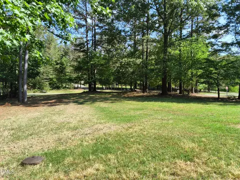 Exterior - 4417 Springbrook Dr, Burlington, NC 27215 photo 11 of 12