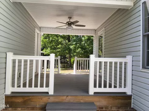 Exterior - 4417 Springbrook Dr, Burlington, NC 27215 photo 6 of 12