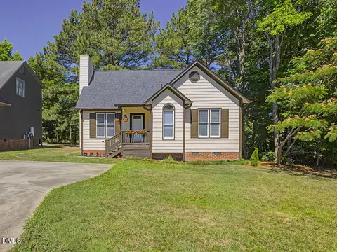 5 Jenee Ln, Durham, NC 27703