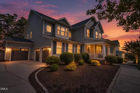 899 Legacy Falls Dr S, Chapel Hill, NC 27517