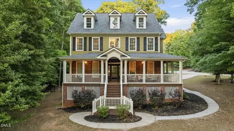 7208 Liserin Woods Ln, Fuquay Varina, NC 27526