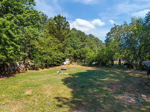 Exterior - 101 Bainbridge Cir, Garner, NC 27529 photo 6 of 8
