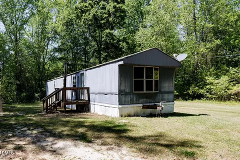 2772 Pleasant Grove Union School Rd, Burlington, NC 27217