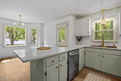 111 Jones Cir, Clayton, NC 27520