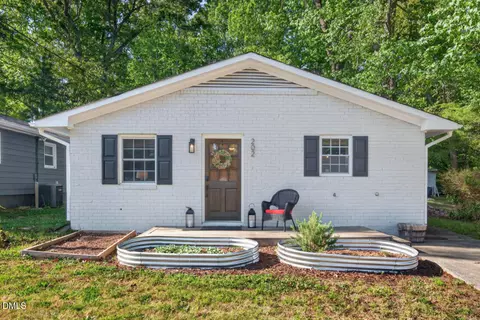 202 Archdale Dr, Durham, NC 27707