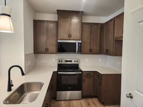 3018 Chrys St, Durham, NC 27704 photo 3