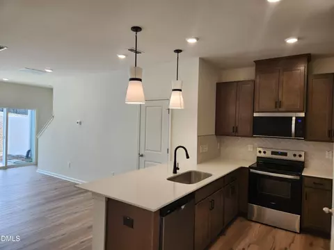 3018 Chrys St, Durham, NC 27704 photo 4