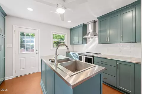 Kitchen - 3827 Corwin Rd, Garner, NC 27529 photo 3 of 6
