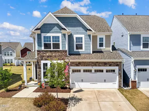 106 Cressida Woods Dr, Holly Springs, NC 27540