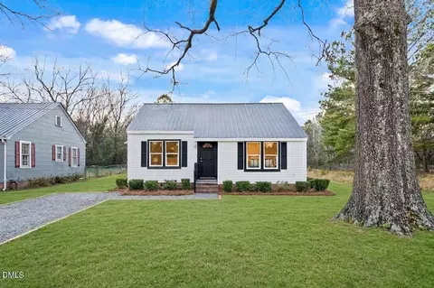 1304 S 14th St, Lillington, NC 27546