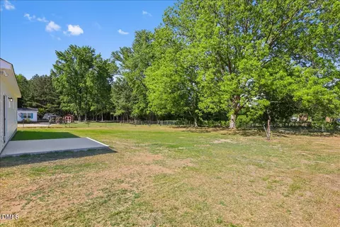 Exterior - 204 W Wilson St, Micro, NC 27555 photo 4 of 5