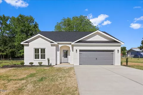 204 W Wilson St, Micro, NC 27555