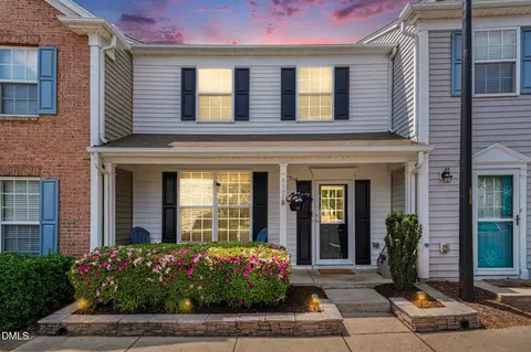 8507 Mount Valley Ln, Raleigh, NC 27613