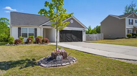 132 Steamboat Ln, Burlington, NC 27217