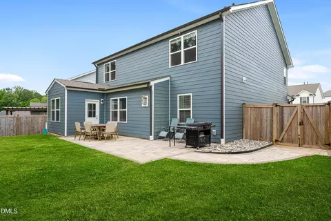4813 Ozark St, Fuquay Varina, NC 27526