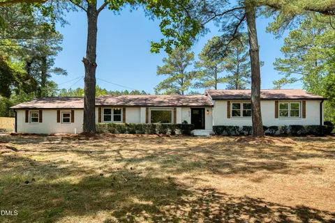 617 Richardson Rd, Zebulon, NC 27597