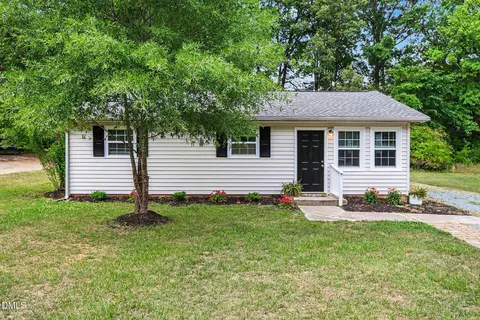 215 Torain St, Hillsborough, NC 27278