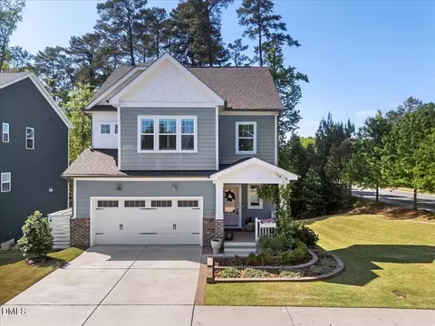 1104 Elk Falls Dr, Wendell, NC 27591