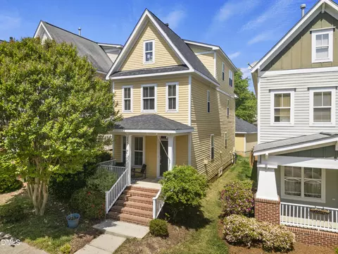 2240 Dunlin Ln, Raleigh, NC 27614