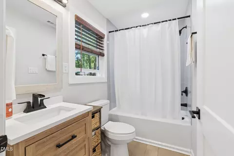 Bath - 204 Cushman St, Durham, NC 27703 photo 1 of 3